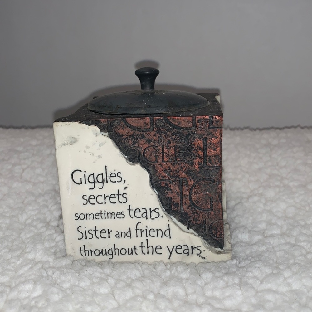 Sisters tea light